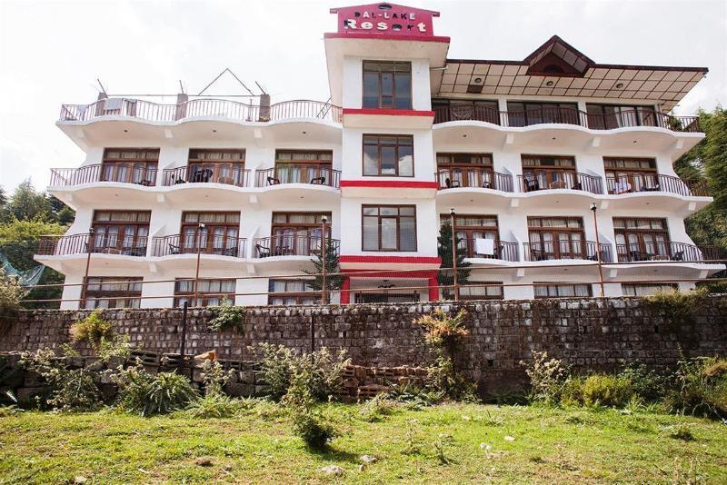 Oyo 28425 Dal Lake Resort Дармсала Экстерьер фото