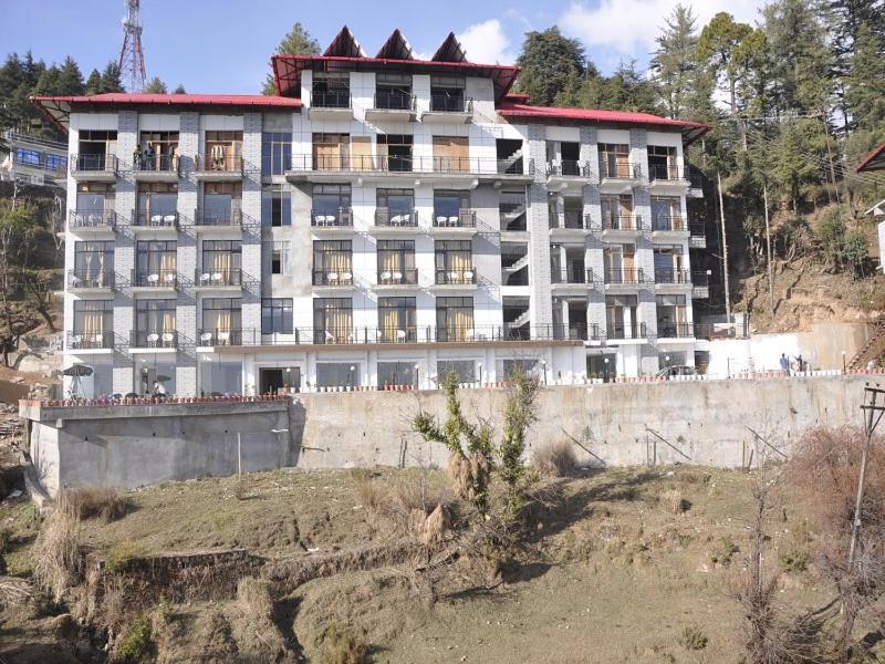 Oyo 28425 Dal Lake Resort Дармсала Экстерьер фото
